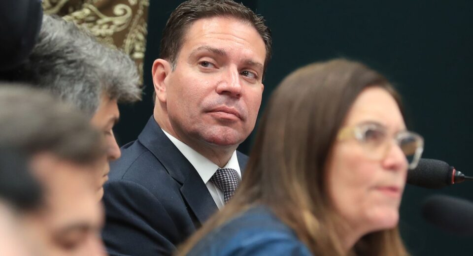 moraes-determina-suspensao-parcial-da-acao-do-golpe-contra-ramagem